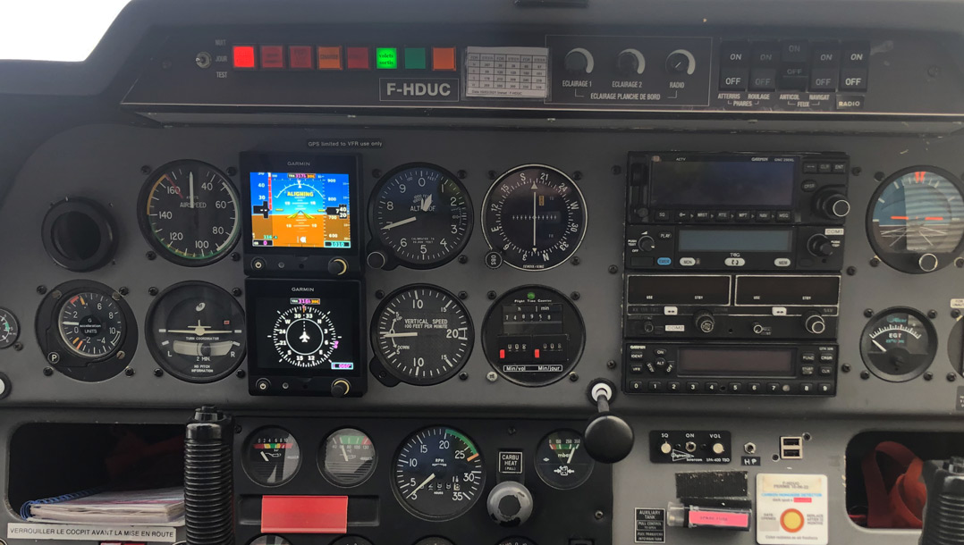 Modernisation du cockpit du Robin DR400